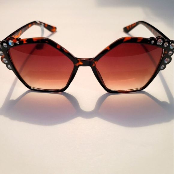 Dark Brown Animal Print Rhinestone Sunglasses - Picture 1 of 4